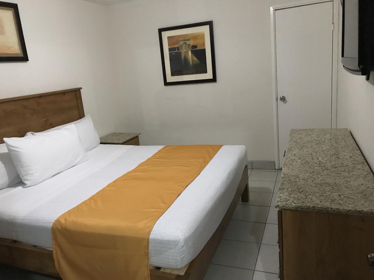 Hotel Guillen Jr Tijuana Exterior foto